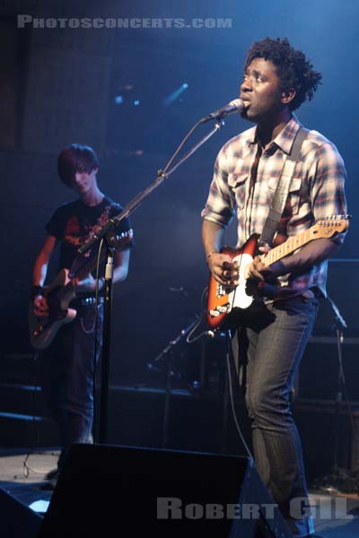 BLOC PARTY - 2007-01-22 - PARIS - Radio France (Studio 105) - Rowland Kelechukwu Okereke - Russell Dean Lissack